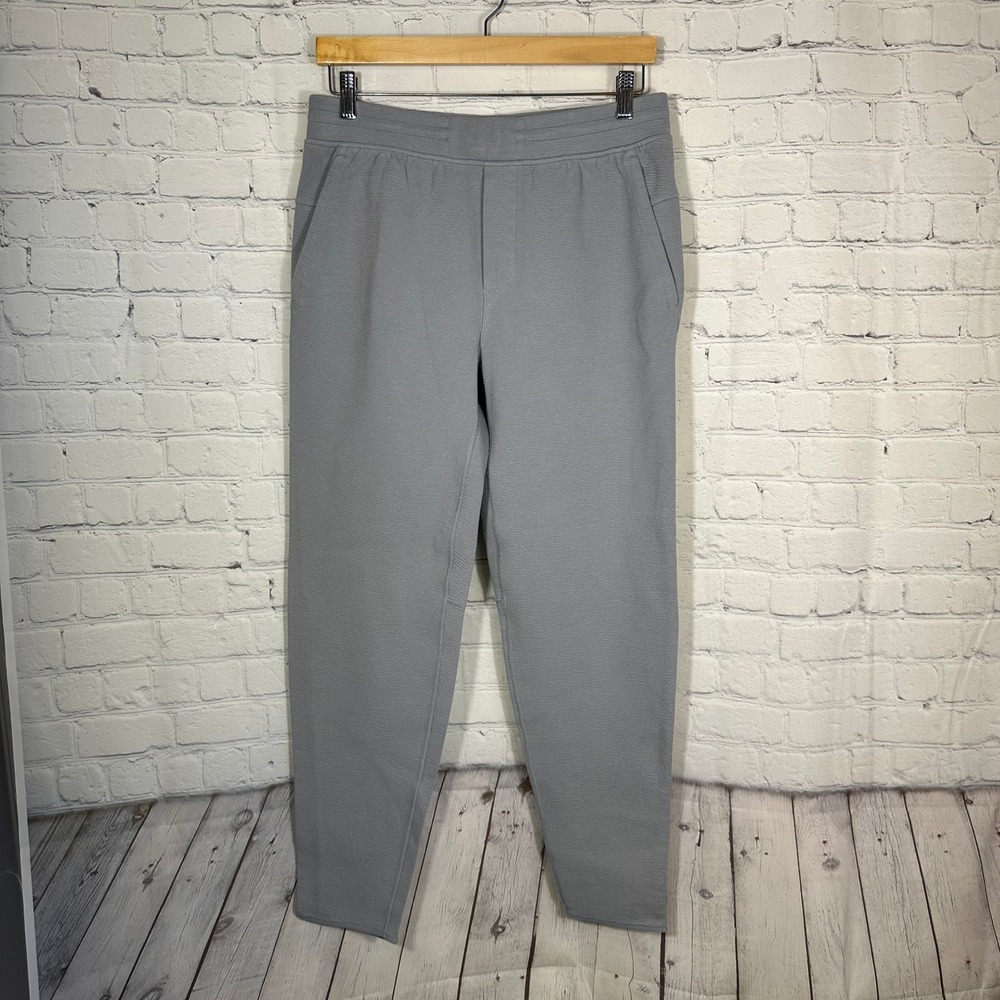 Lululemon Mens Textured Knit Tapered Pant Grey Joggers LM5AV3S Size M